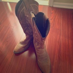 Men’s cowboy boots